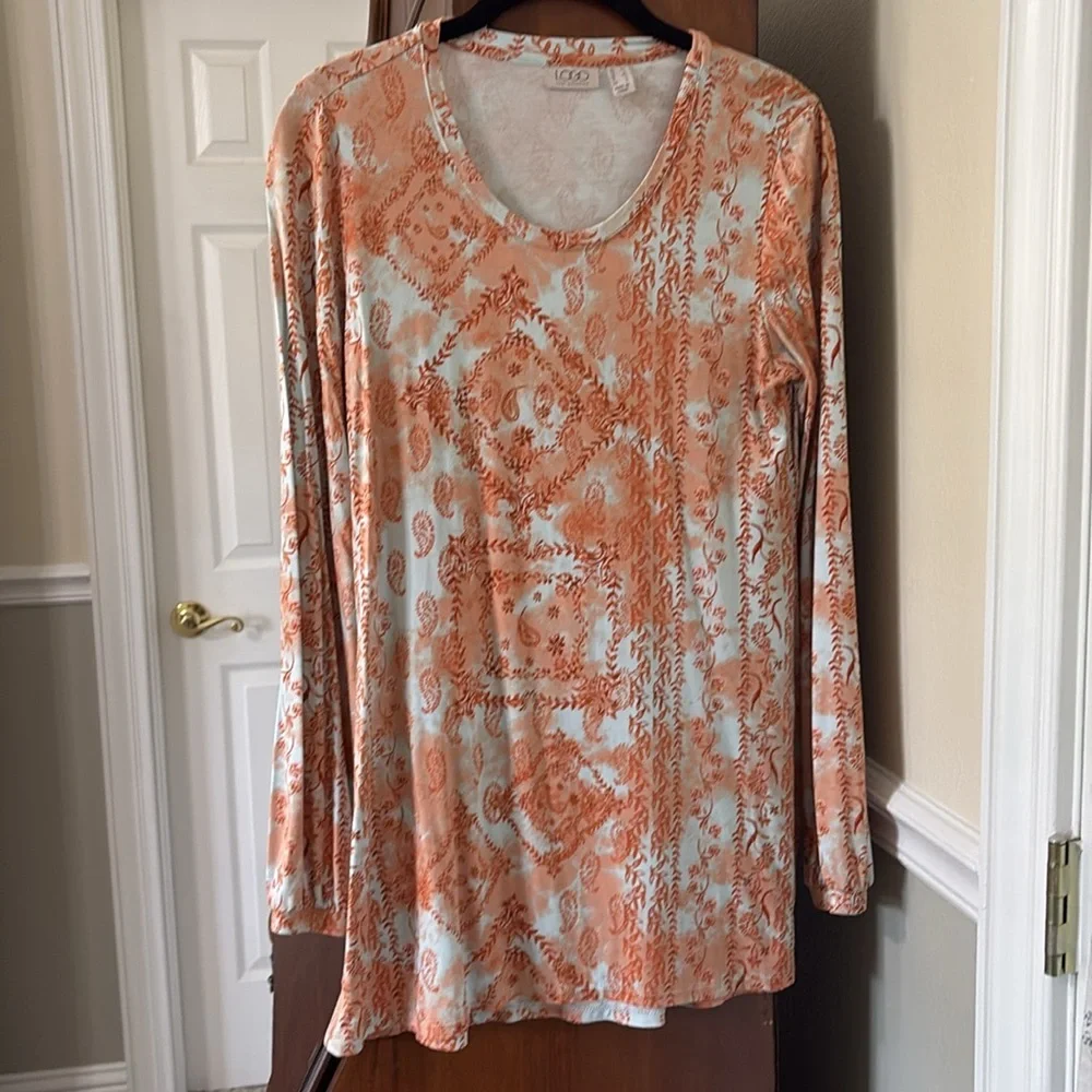 3 LOGO BOHO Bandana Print High Low Hem Bohemian Tops With Cuff Sleeves - Picture 13 of 16